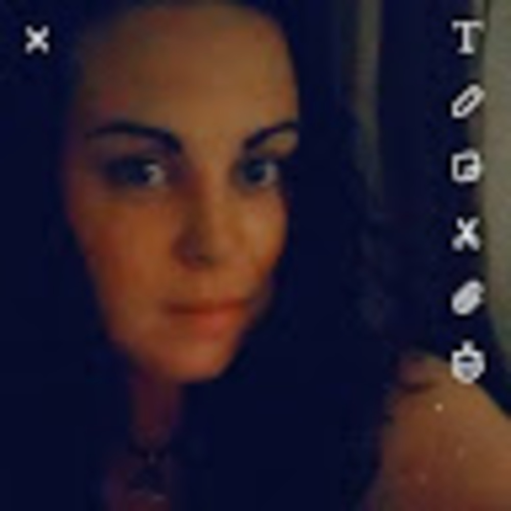 Meet your Posher, Dani-glow